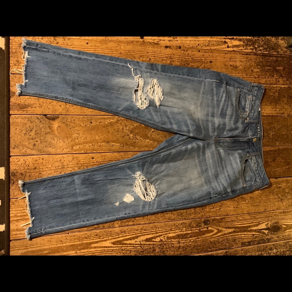 American Eagle Tomgirl Jeans